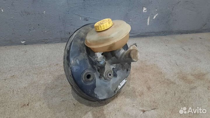 Вакуумник тормозной с гтц 2.4 Audi A4 B5