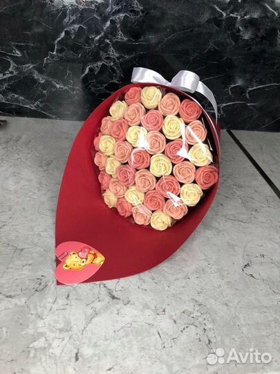 Шоколадные розы, подарок жене