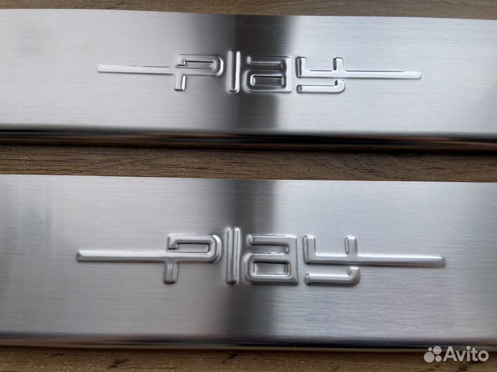 Оригинальные накладки Play для Renault Kaptur