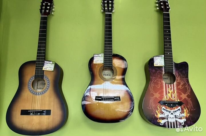 Классическая гитара Belucci