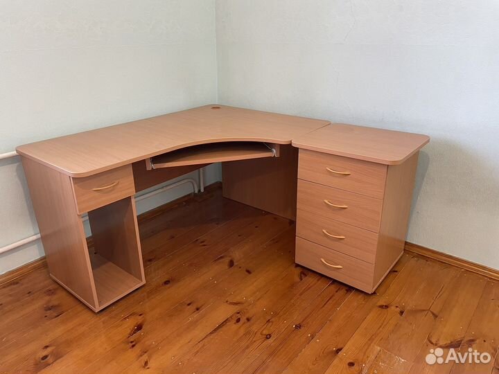Компьютерный стол бу