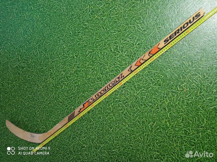 Клюшка хоккейная