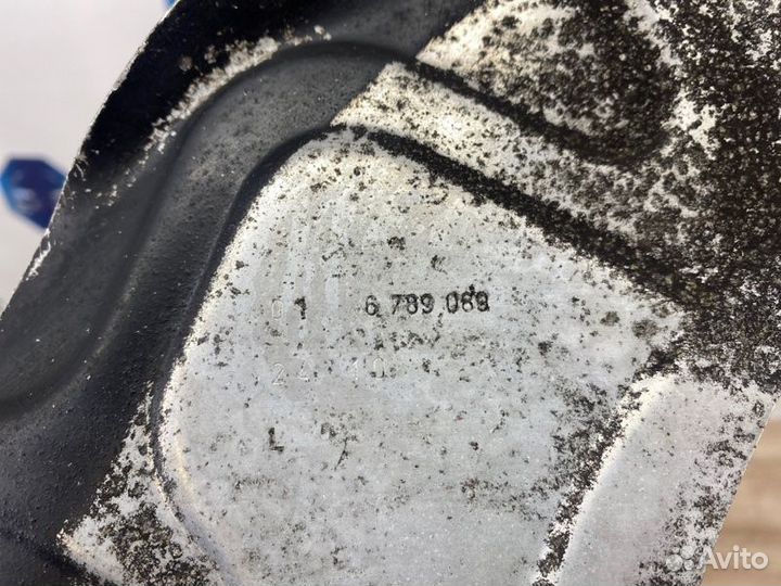 Пыльник тормозного диска передний левый Bmw X5