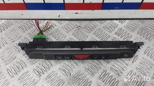 Кнопка аварийки land rover discovery 3 (FML23I501)