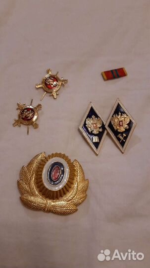 Форма полиции, фурнитура