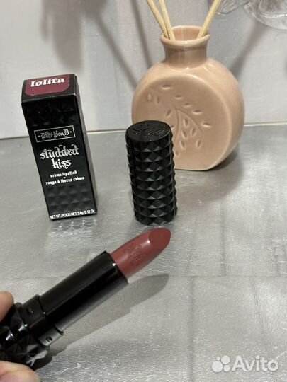 Кремовая помада Kat Von D Lolita