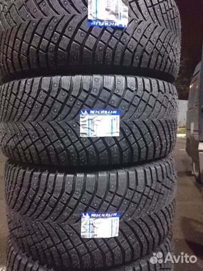 Michelin X-Ice North 4 SUV 285/45 R22 114T