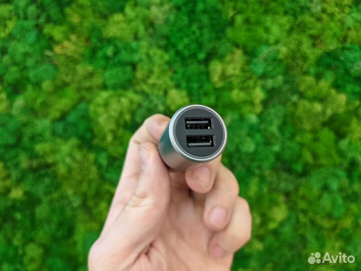 Автомобильная зарядка Xiaomi Mi Car Charger QC 3.0