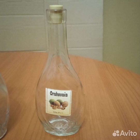 Бутылки для коллекции