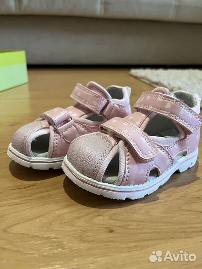 Босоножки для девочки 22 размер