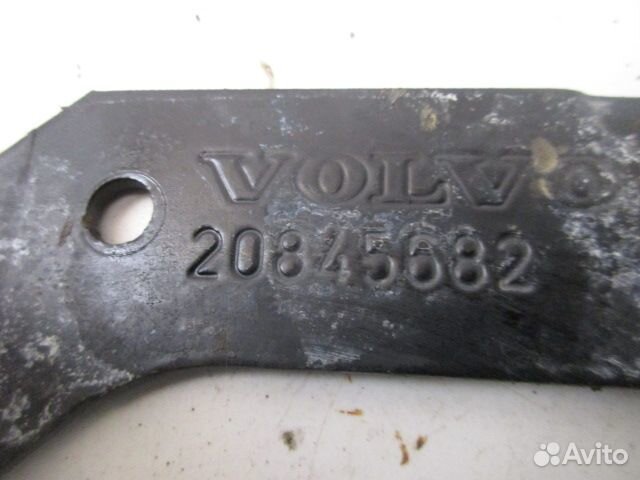 Кронштейн радиатора Volvo FM13 FH13