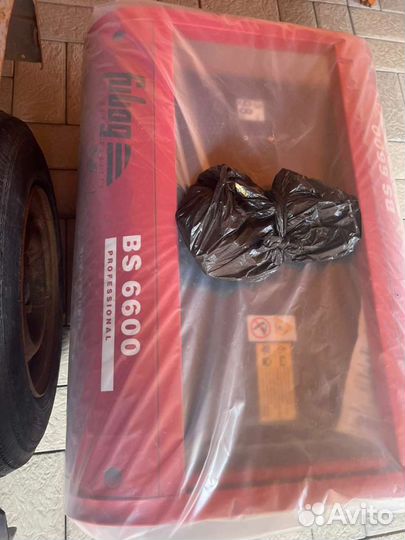 Бензиновый матор