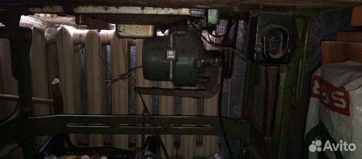 Промышленная швейная машина