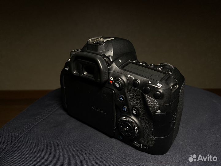 Canon eos 6d mark ii с объективом