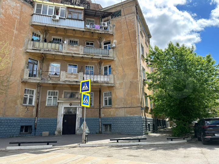 2-к. квартира, 48 м², 1/5 эт.