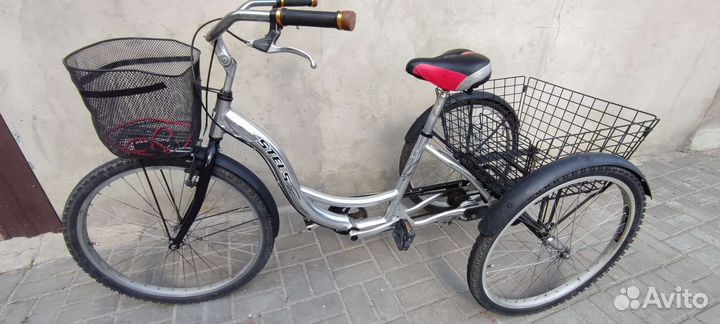 Велосипед б/у трёх колесный