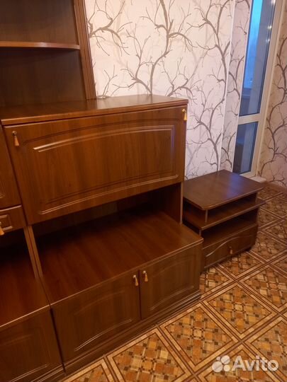Продам мебель стенку