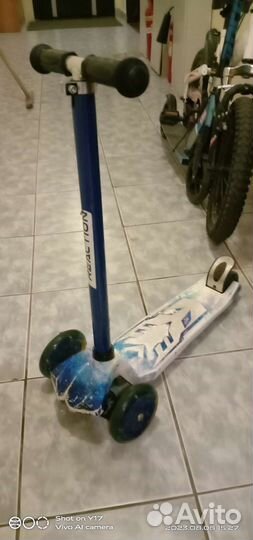 Самокат детский трехколесный бу