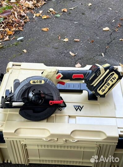 Шуруповерт гайковерт перфоратор болгарка оригинал