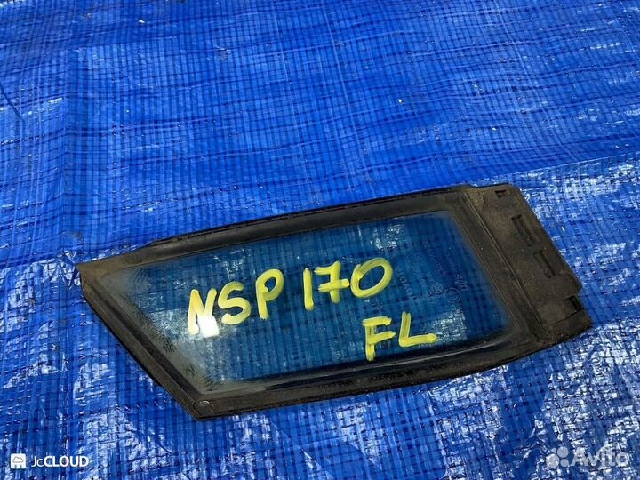 Стекло двери на toyota sienta NSP170 2nrfke
