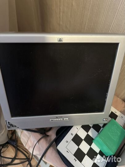 Монитор для компьютера hp1530