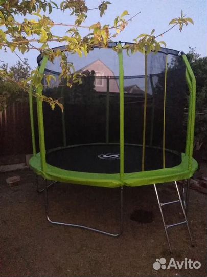 Батут с сеткой