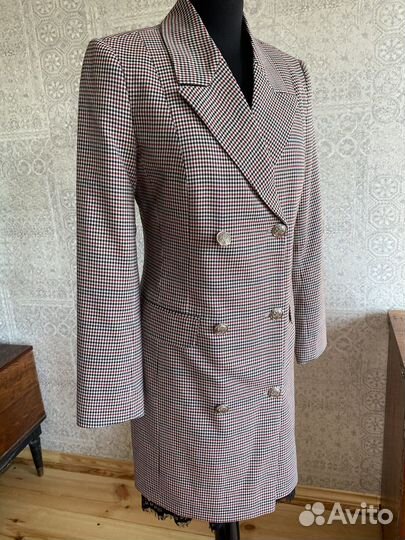 Костюм женский