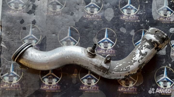 Патрубок интеркулера Мерседес E-Класс седан