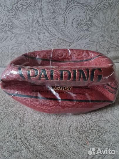 Баскетбольный мяч 7 spalding tf-1000 legacy