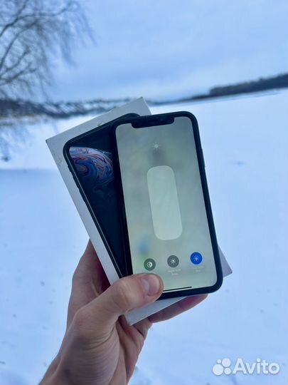 iPhone Xr, 64 ГБ