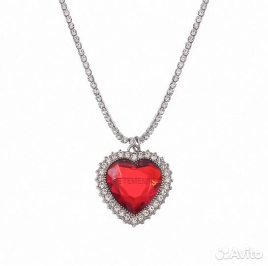 Колье Vetements Crystal Heart все цвета