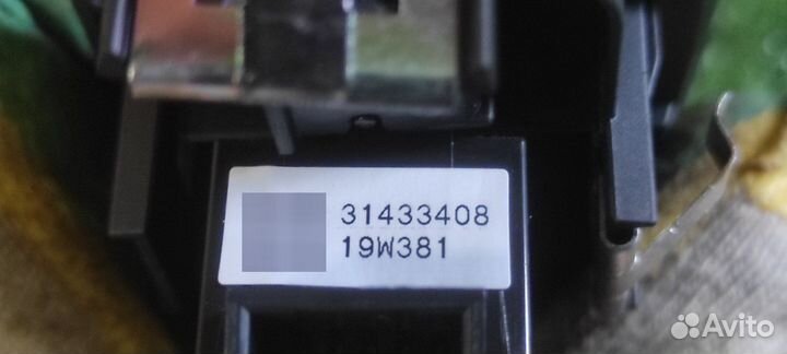 Volvo XC60 2018- кнопки стеклоподъёмника