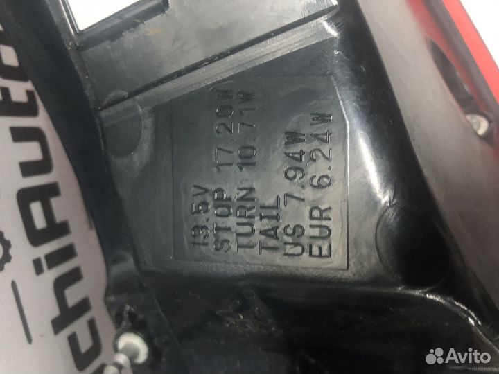 Фонарь задний левый Infiniti Q50 V37