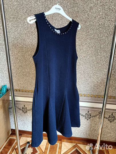 Школьные вещи для девочки 146-152