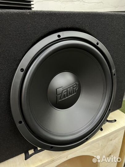 Сабвуфер в сборе с усилителем