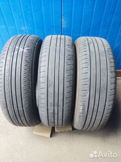 Yokohama BluEarth AE50 215/65 R17 99V