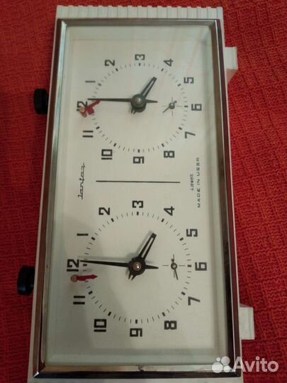 Шахматные часы Янтарь