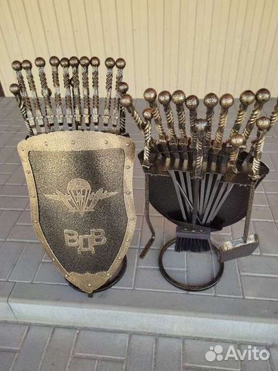 Щит вдв на подарок, подставка для шампуров