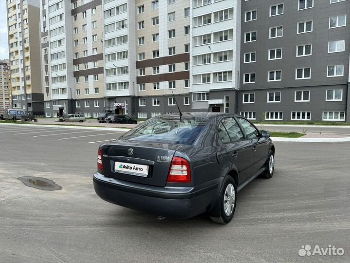 Skoda Octavia 1.6 МТ, 2008, 210 000 км