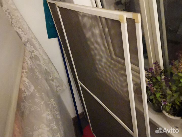 Сетки москитные на окно бу