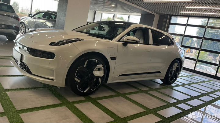 Zeekr 001, 2023