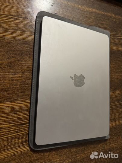 Macbook air 15 m2 8 256