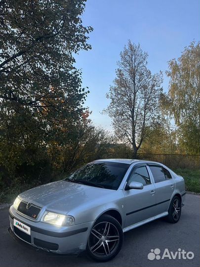 Skoda Octavia 1.6 МТ, 2004, 283 000 км