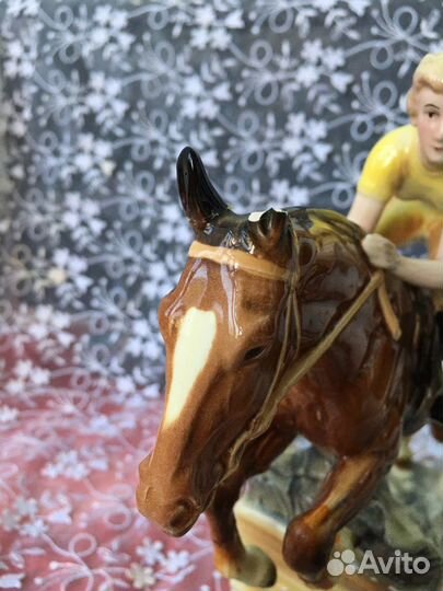 Наездница фарфор XX вв