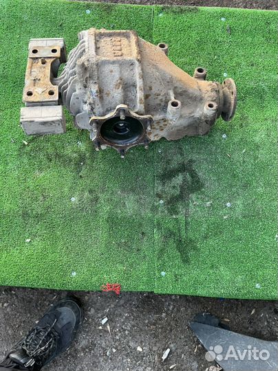 Задний редкутор toyota crown s140