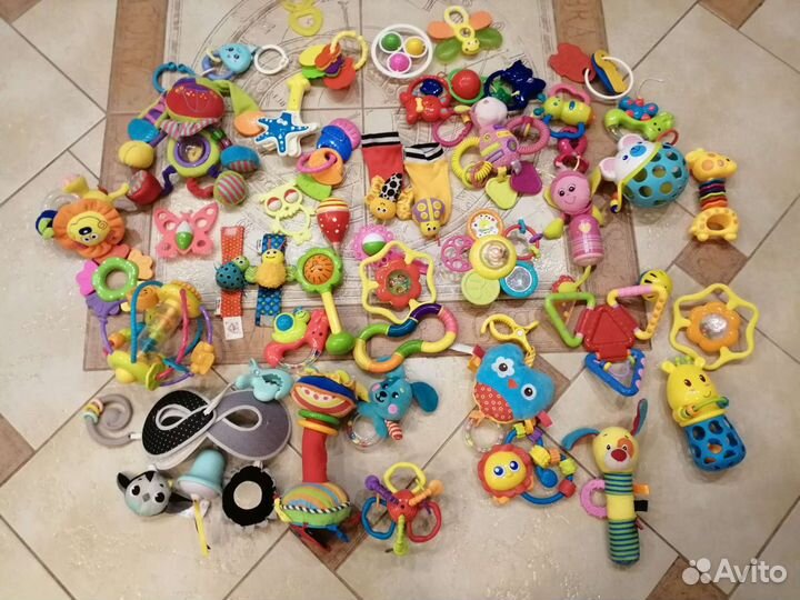 Погремуши, игрушки для детей