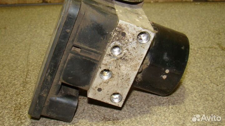 Блок ABS (насос) Skoda Octavia (A4, 1U)