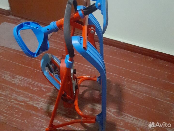 Детский снегокат