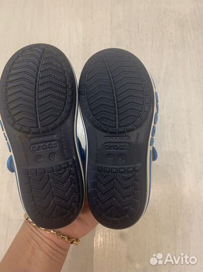 Сандалии crocs c9