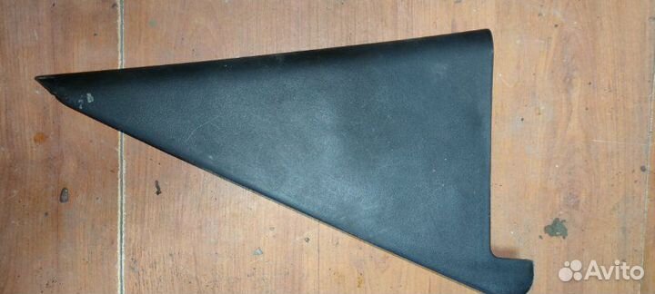 Накладка двери задняя левая Kia Sorento XM